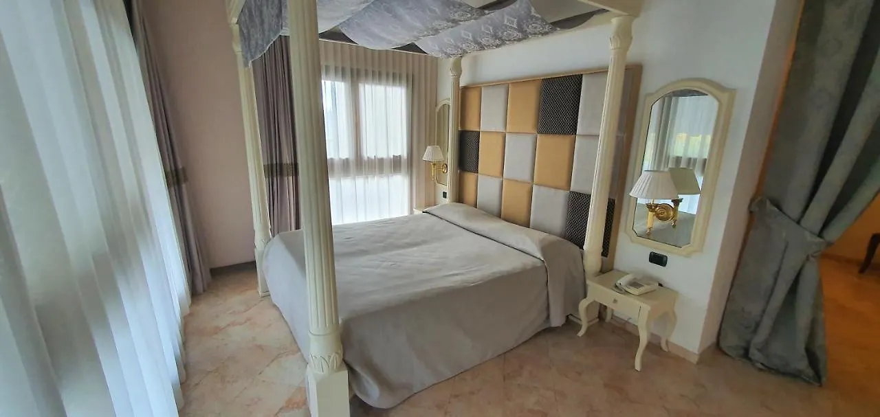 Hotel Classensis Ravenna 3*,